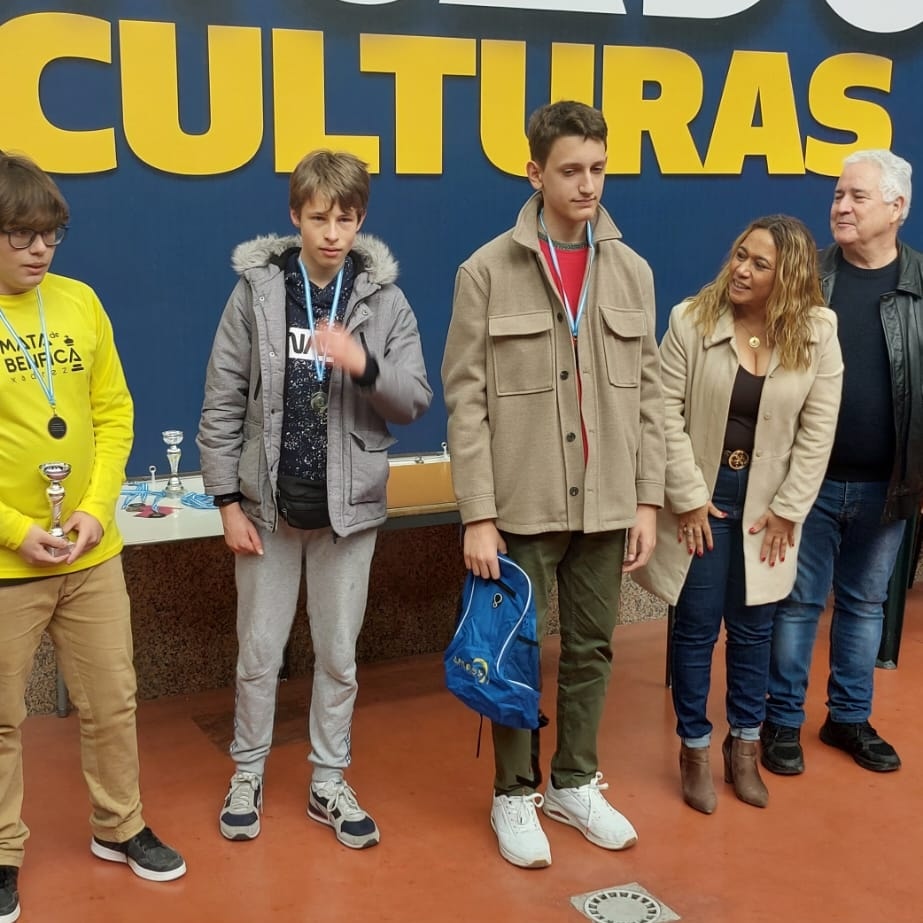 Distrital de jovens com 80 jogadores no Mercado de Culturas em Arroios –  Associação de Xadrez de Lisboa